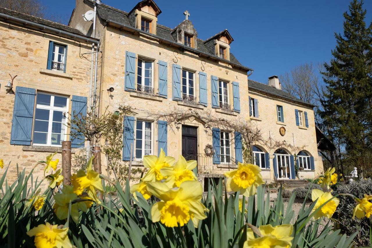 Le Couvent De Neuviale Panzió Parisot  Kültér fotó